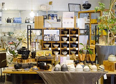 アデペシュ 長久手店