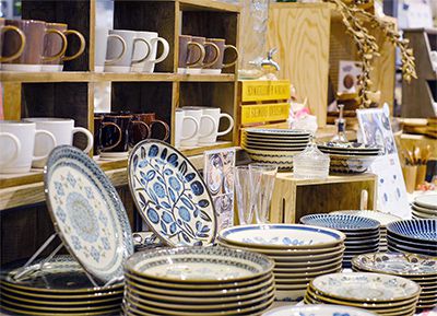 アデペシュ 長久手店