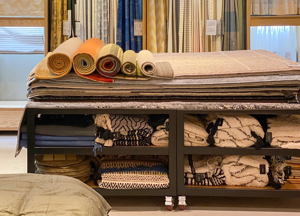 アデペシュ ららぽーと堺店 ラグ じゅうたん カーペット