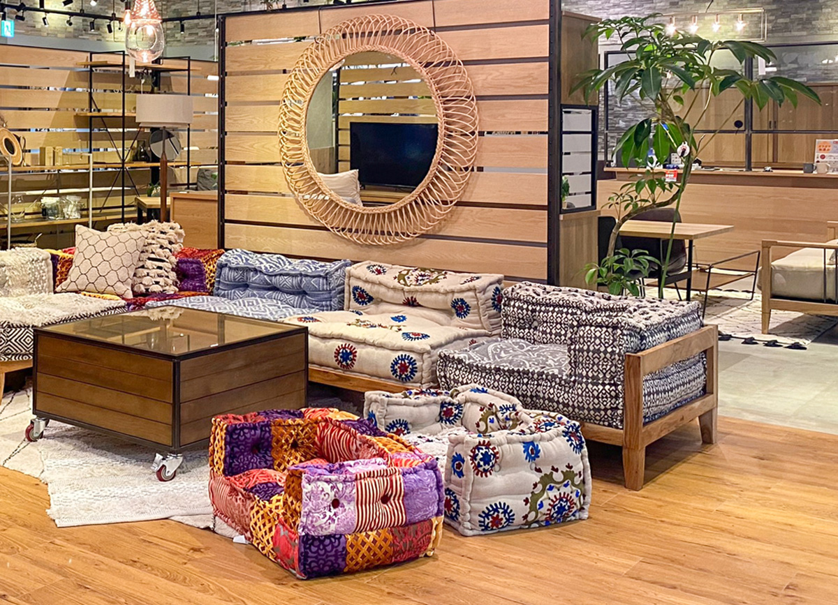 アデペシュ ららぽーと堺店 テーブル チェア スツールテーブル チェア ベンチ キッチンボード カウンターボード ミラー