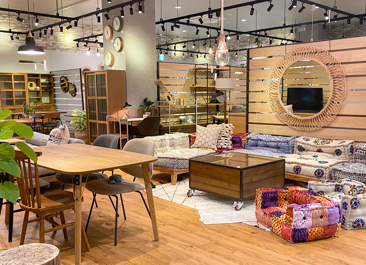 アデペシュ ららぽーと堺店 カーテン ラグ じゅうたん カーペット